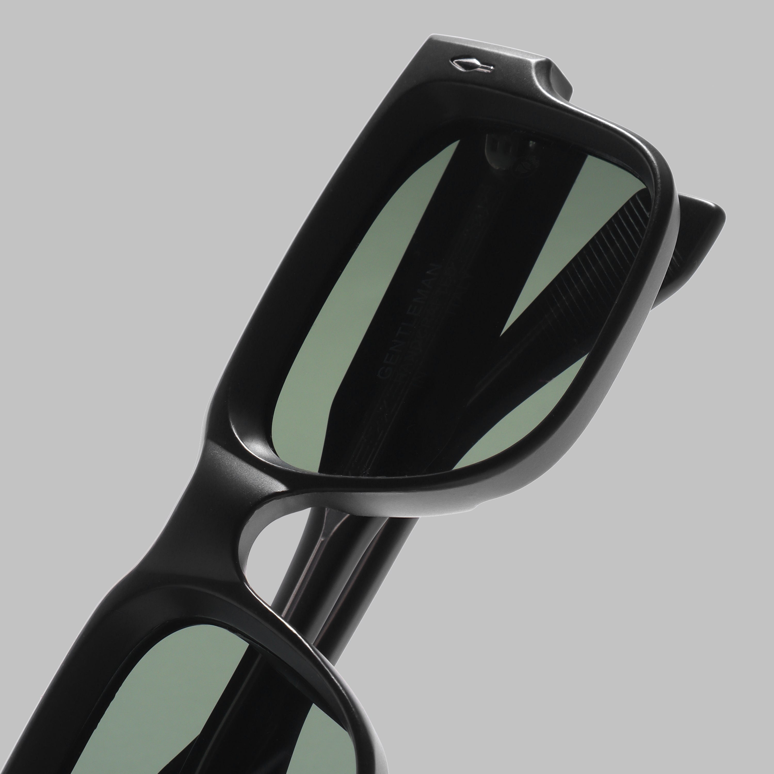 Crownchi Gentleman Black Green Square Sunglasses