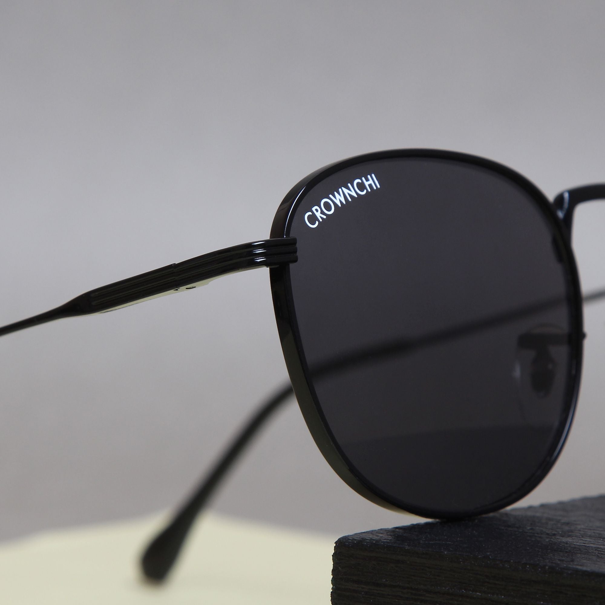Crownchi Martin Black Round Edition Sunglasses
