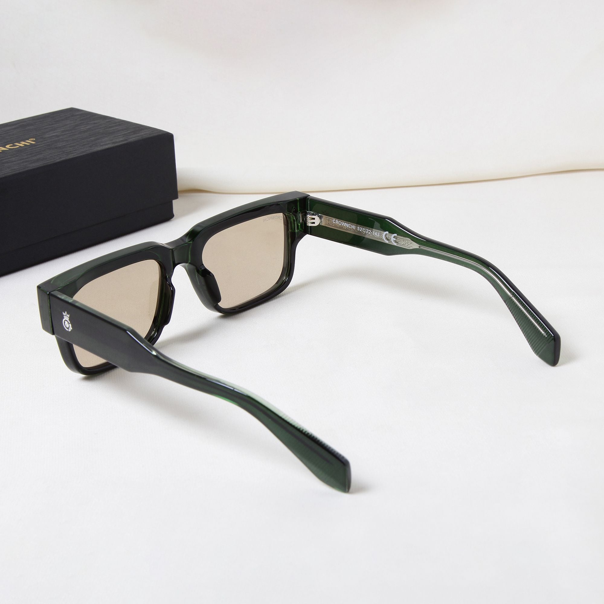 Crownchi Gentleman Green Yellow Square Sunglasses