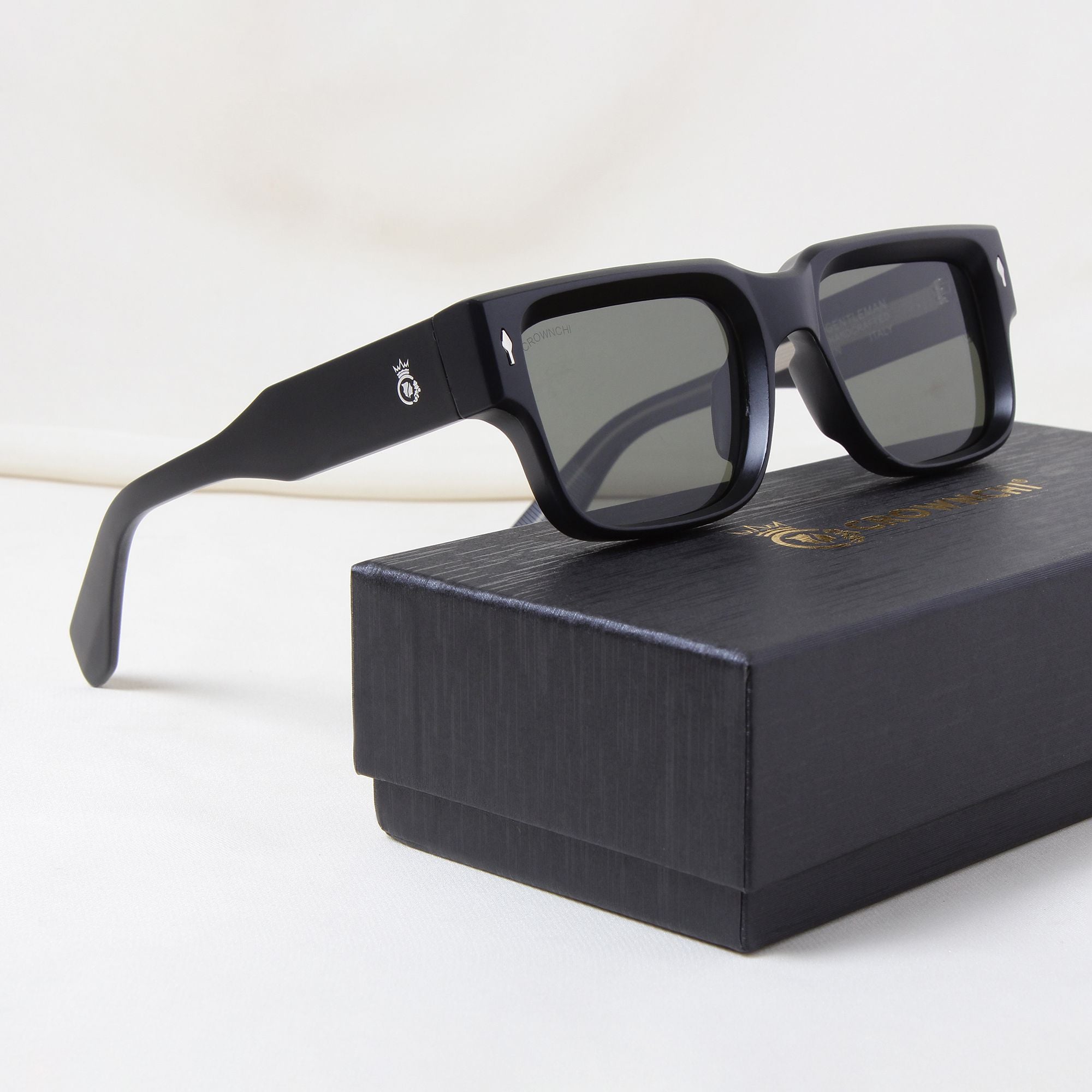 Crownchi Gentleman Black Green Square Sunglasses