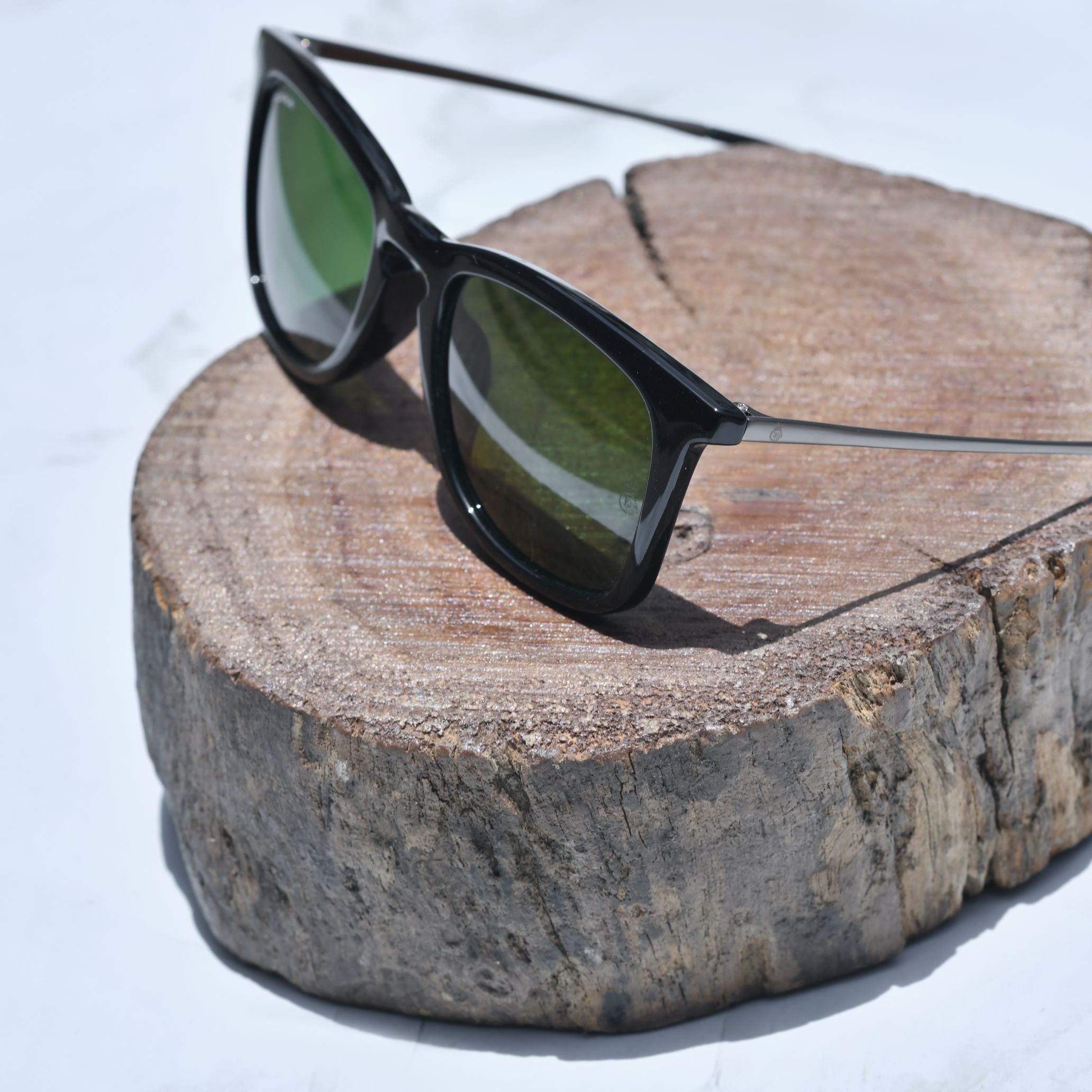 Sparrow Black Green Square Edition Sunglasses